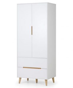 Alicia White Wardrobe